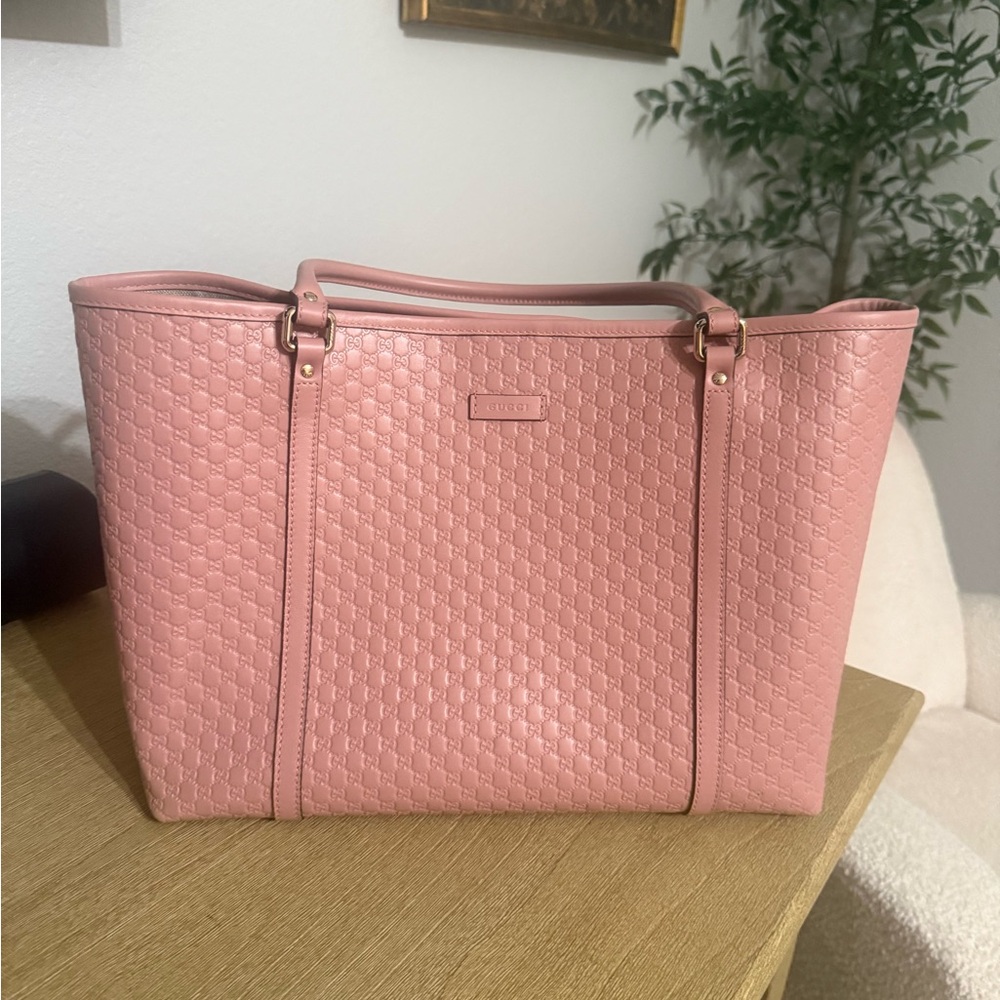 Gucci micro guccissima tote bag pink